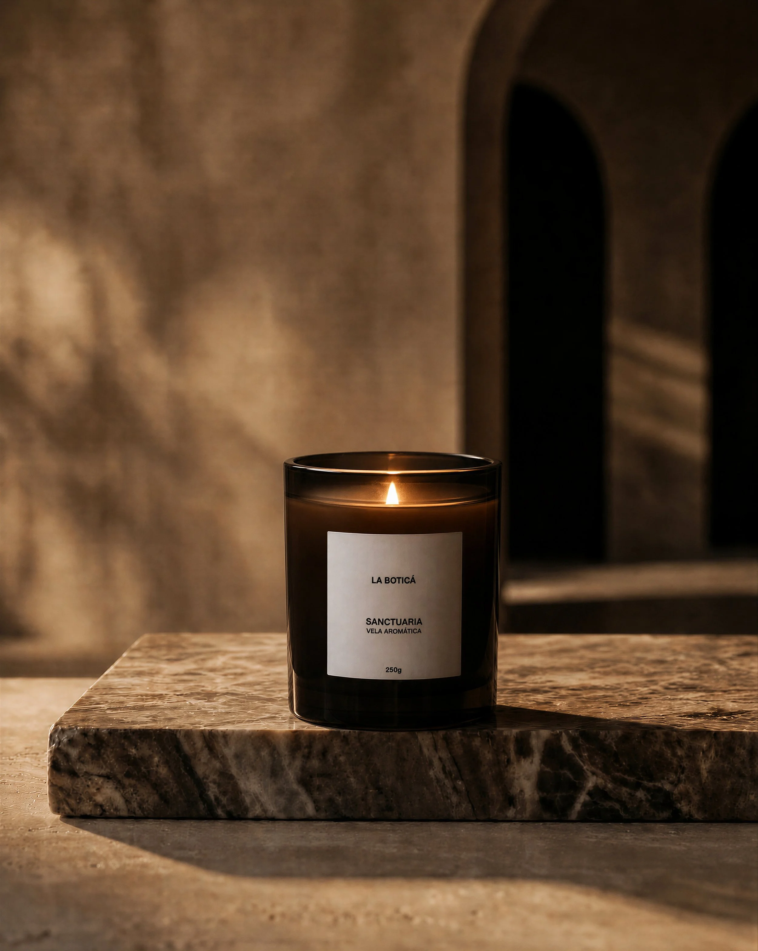 Sanctuaria Glass Candle