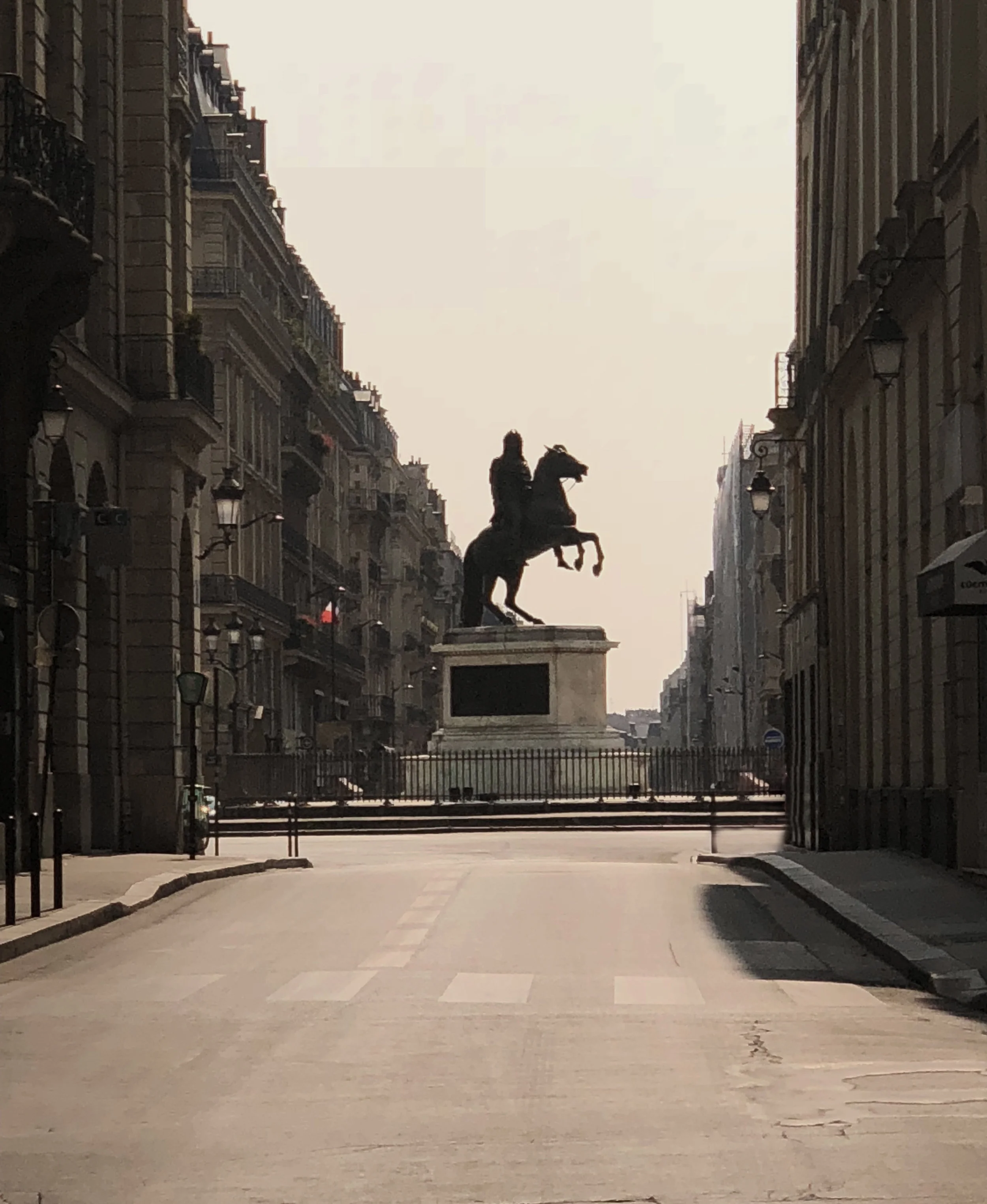 Scult Paris 3.jpg