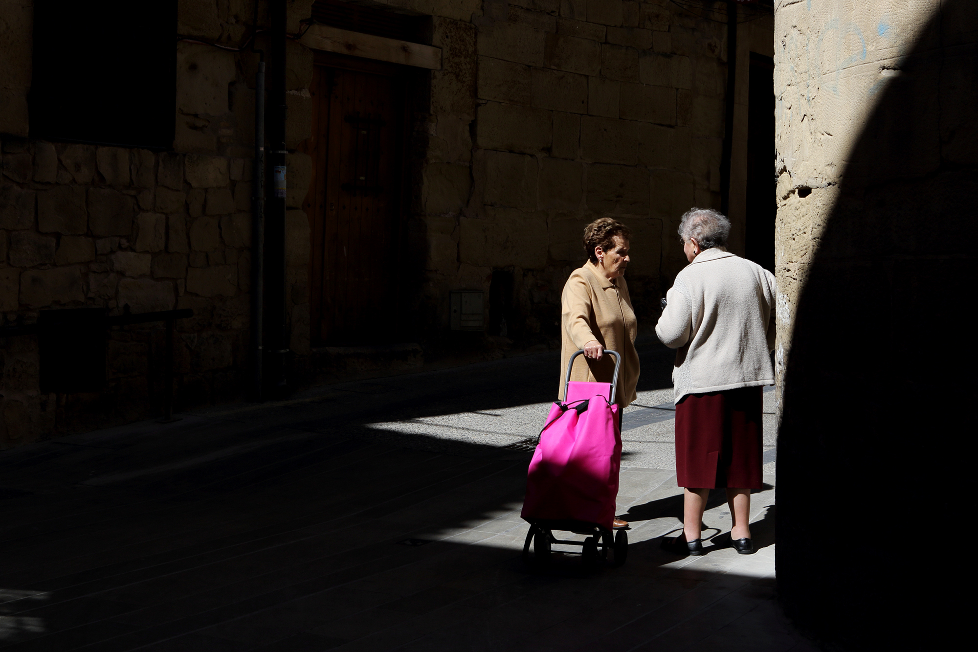  Gossip session, Spain. 