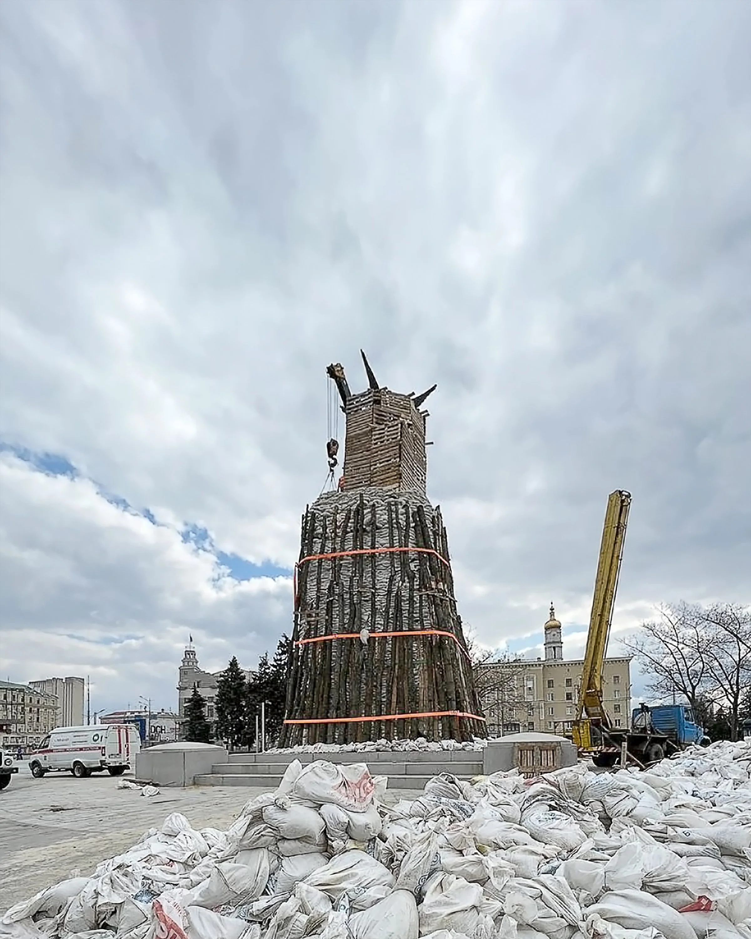 Пам'ятник незалежності_Харків_001.jpg