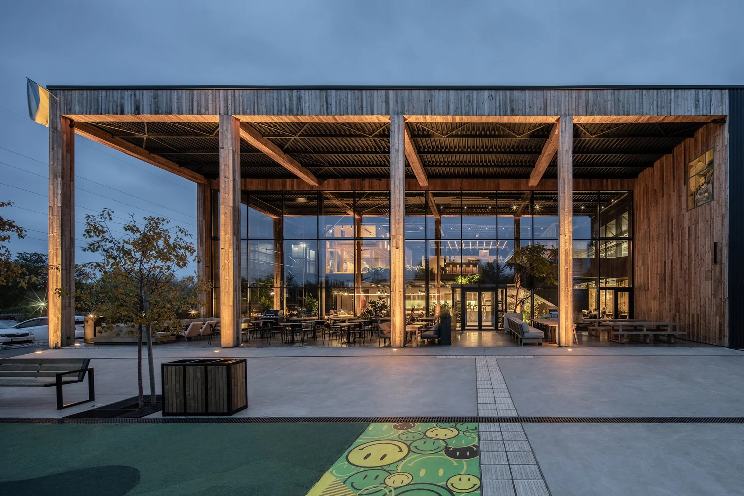 MOVA Beer Space in Dnipro designed by balbek bureau — balbek bureau