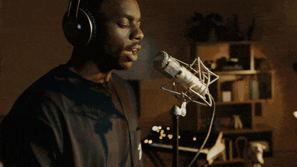 amazon-teaser_600w.gif