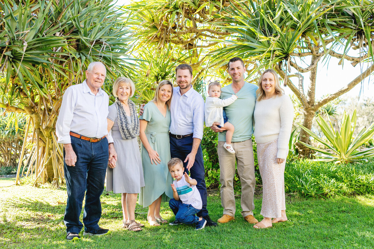 Extended Family Portrait Photography Noosa