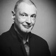 Serge TISSERON Psychiatrist, member of the Academy of Technology, Founding President of "Institute for the study of relations between humans and robots" (IERHR)
