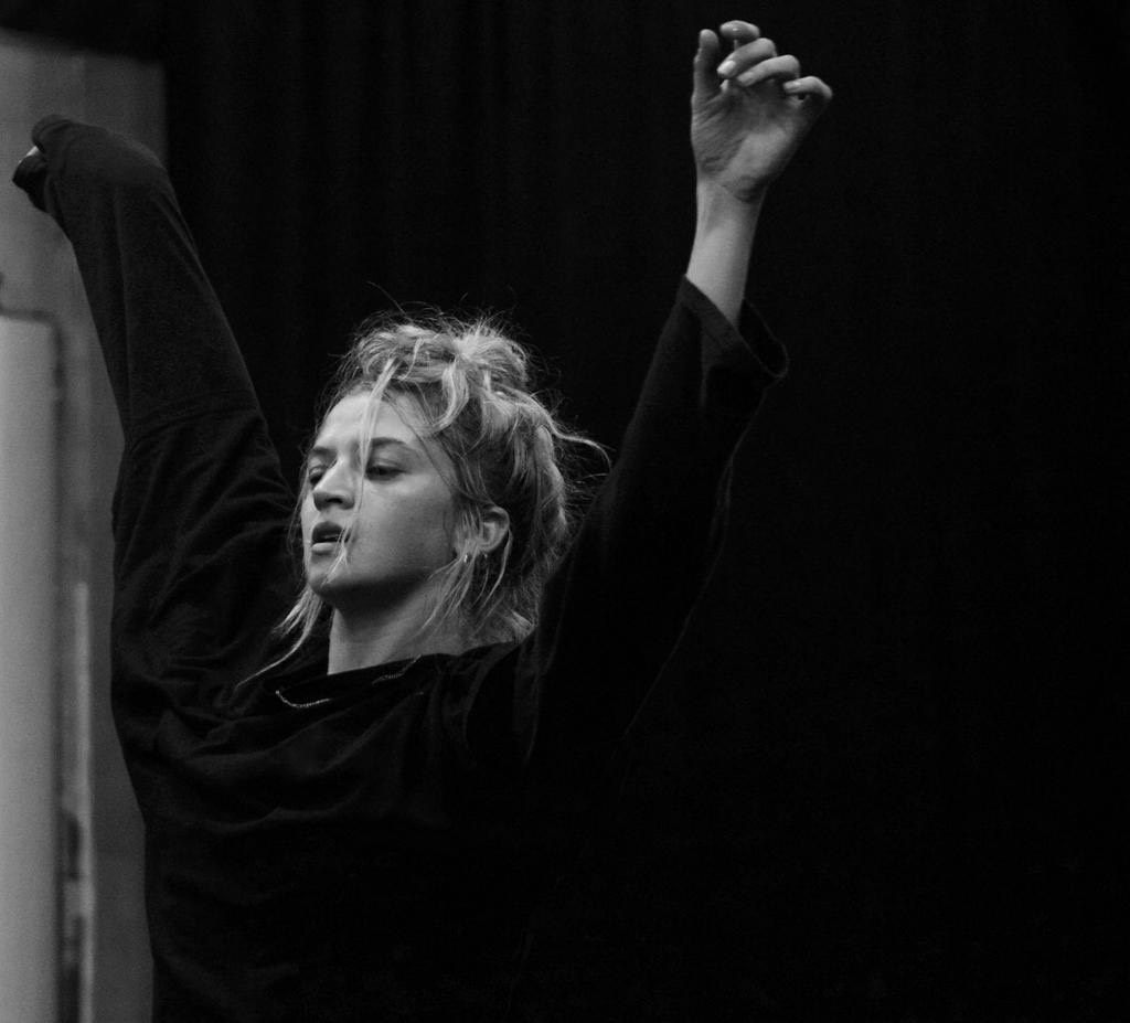 Grace Jabbari was born in Reading and trained at Tring Park School for Performing Arts. She graduated with a first class BA from Rambert School and a first class MA from Northern School of Contemporary Dance. On graduating, Jabbari toured ‘Dracula’ with Mark Bruce Company, and later played ‘Calypso’ in the UK tour of ‘The Odyssey’. Jabbari works closely with choreographer Holly Blakey, starring in the original creations for ‘Some Greater Class’, ‘ABIDE’, and ‘Cowpuncher’. Other performance work includes; ‘Vestige’ by Wayne Parsons Dance, live shows for artists Florence and The Machine, Damien Rice, Naeem fka Spank Rock. Jabbari has been working with Russell Maliphant since 2015, joining the company in 2016 for the international tour of ‘Conceal|Reveal’ and ‘Maliphant Works 2’.