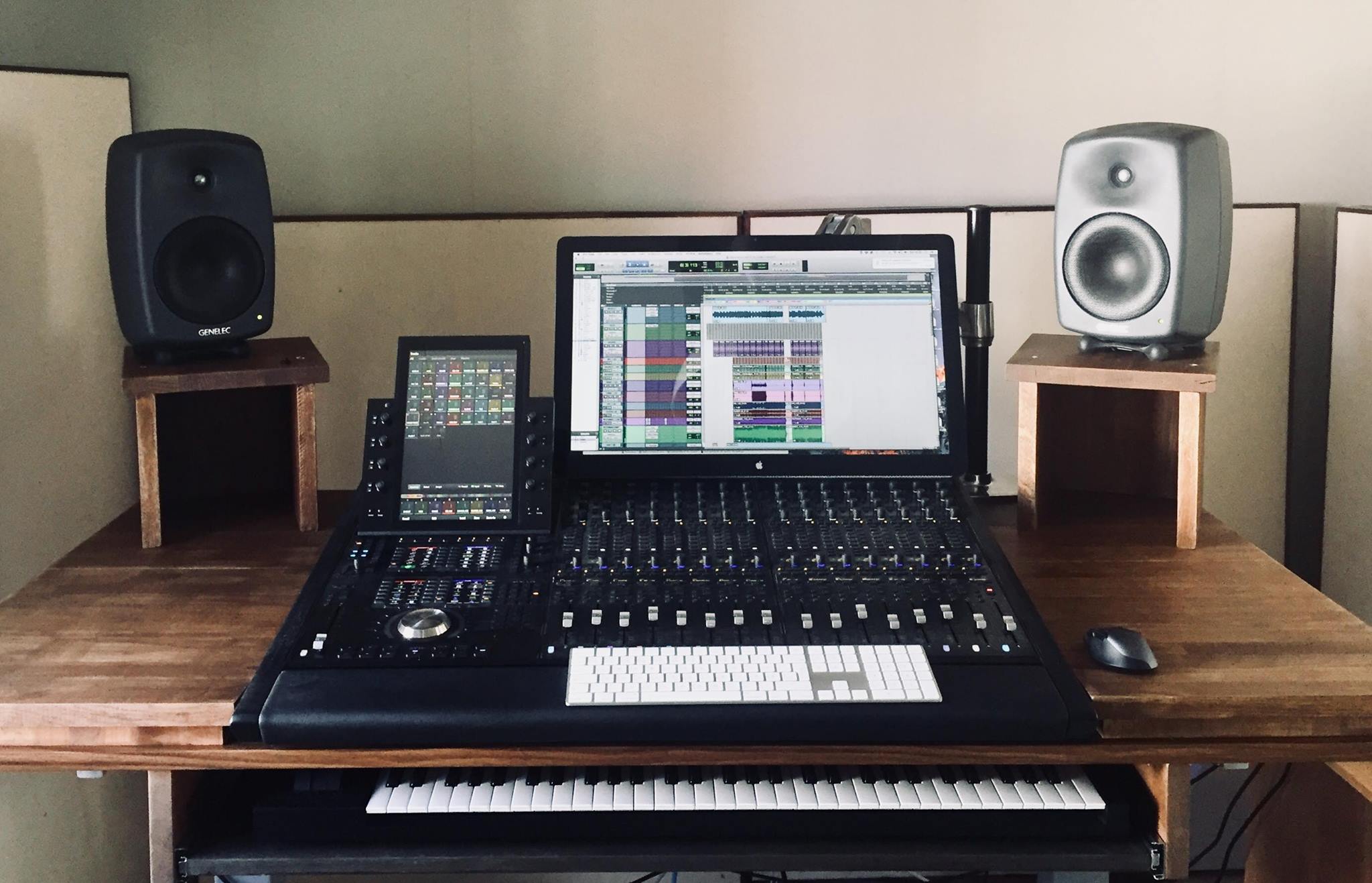 Bird Music Oy toivottaa hyvää joulua!