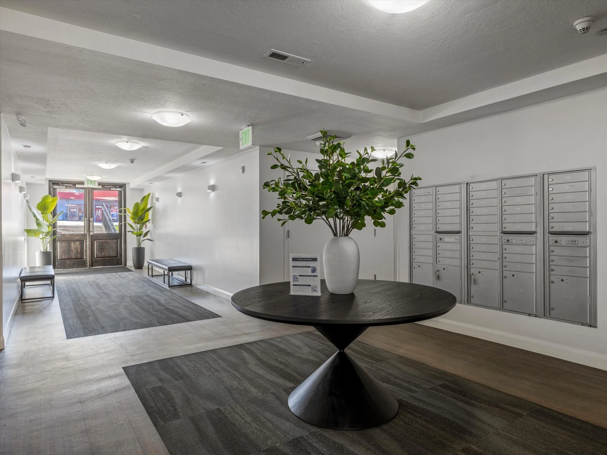 entry 88 S 900 E #113.jpg