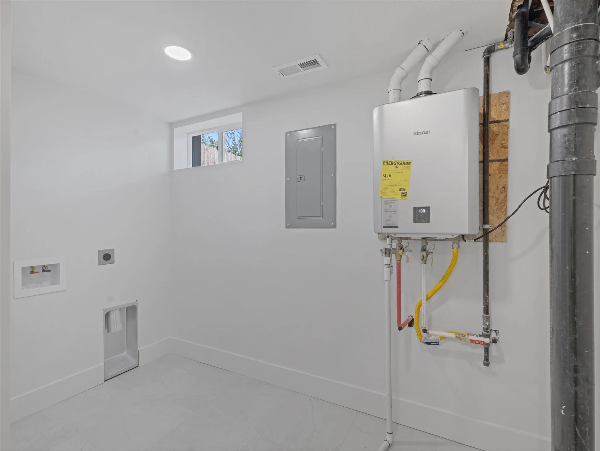 28-1437 E 3150 S-28.jpg