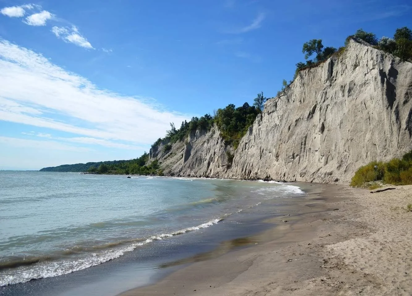 Scaraborough Bluffs.jpg