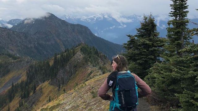 Enjoying the beginning of fall up in the Valhalla&rsquo;s! 🌲⛰😍
.
I hope everyone is having a wonderful weekend! ☺️
.
#idahopeak #explore #stayactive #beautifulbc #valhalla #gorgeous #kootenaylife #registeredmassagetherapist #kootenayliving #kootena