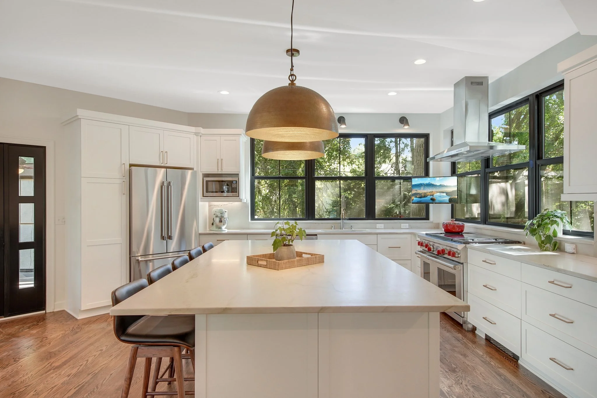 18-web-or-mls-4809 Knox Ave S-17.JPG