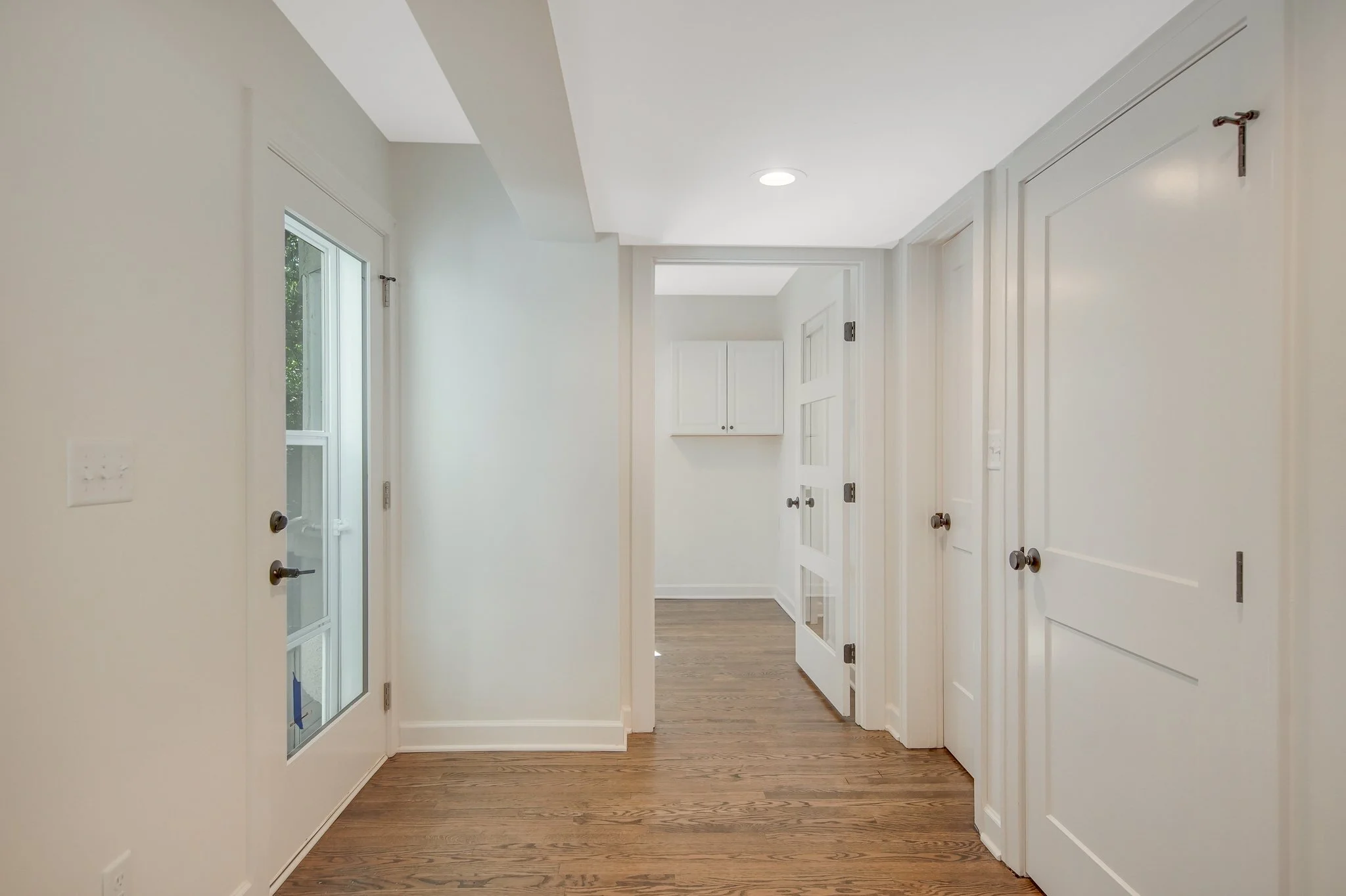 28-web-or-mls-4809 Knox Ave S-28.JPG