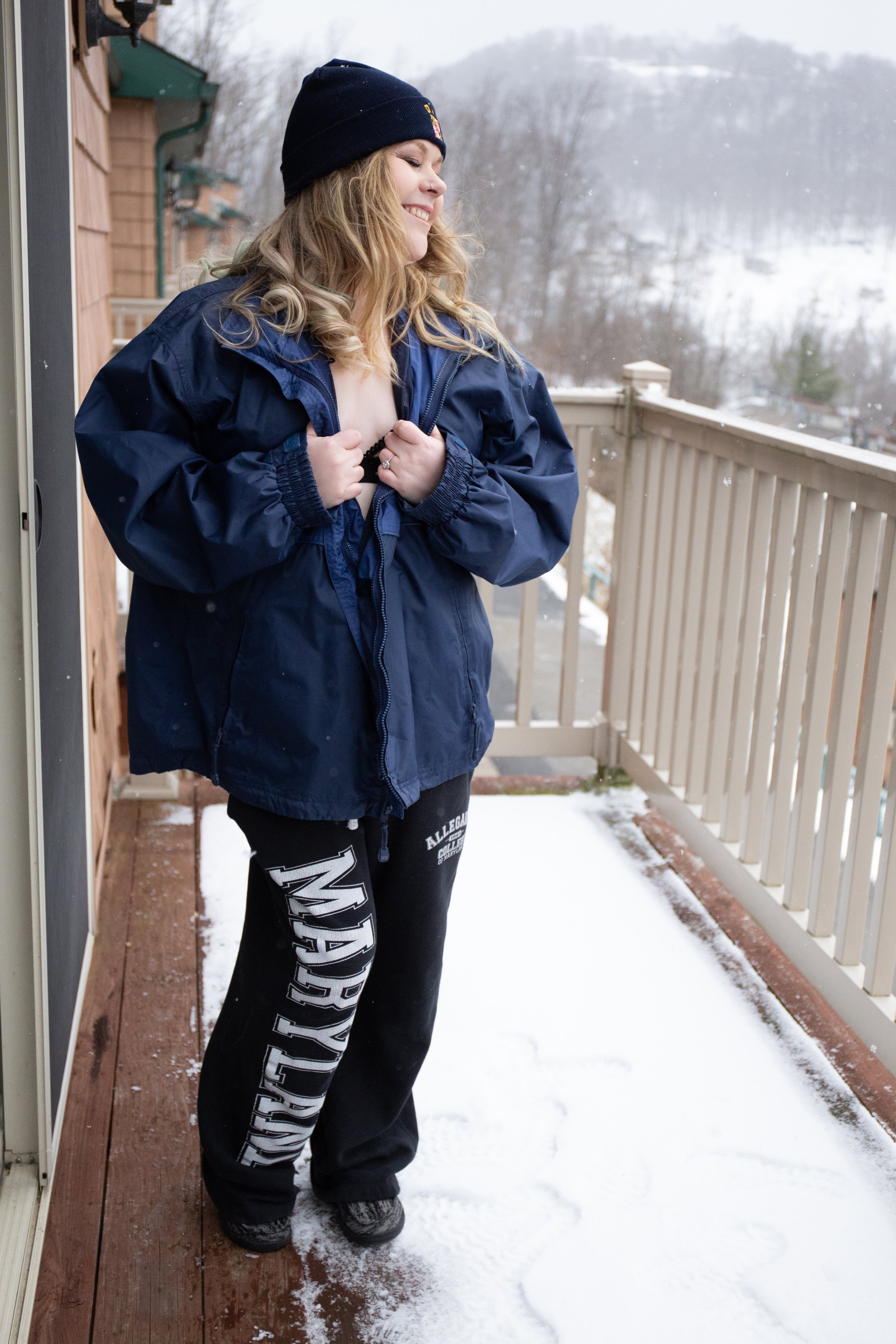 Winter photo session in Morgantown, WV