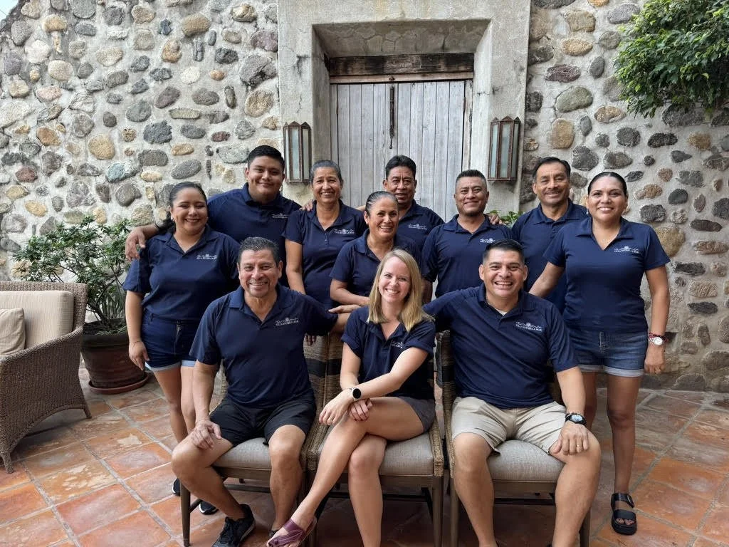 Estrella Mar Staff.jpg