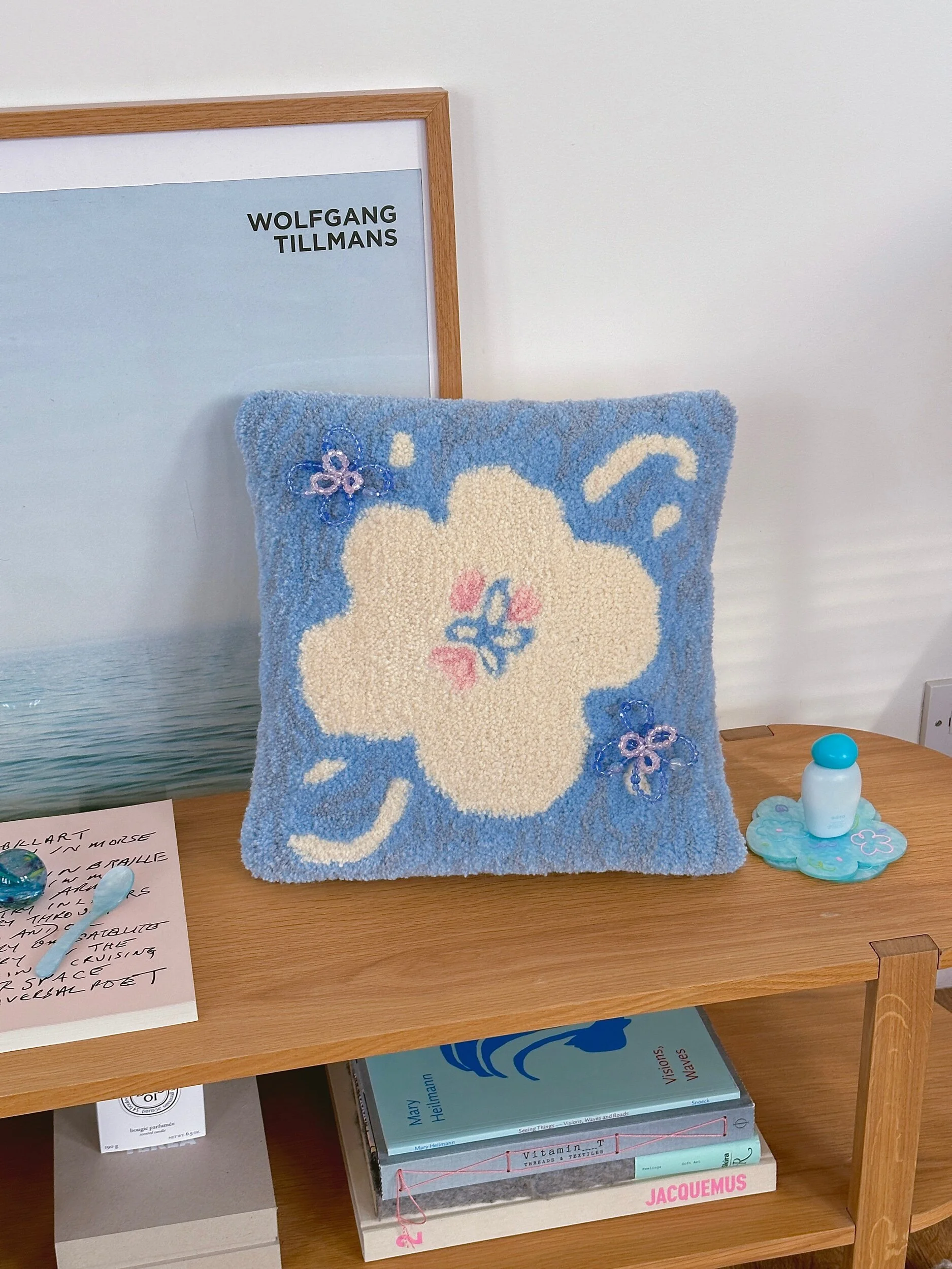 DFD5B63D-B099-4215-A202-0C2EEE48ADFD