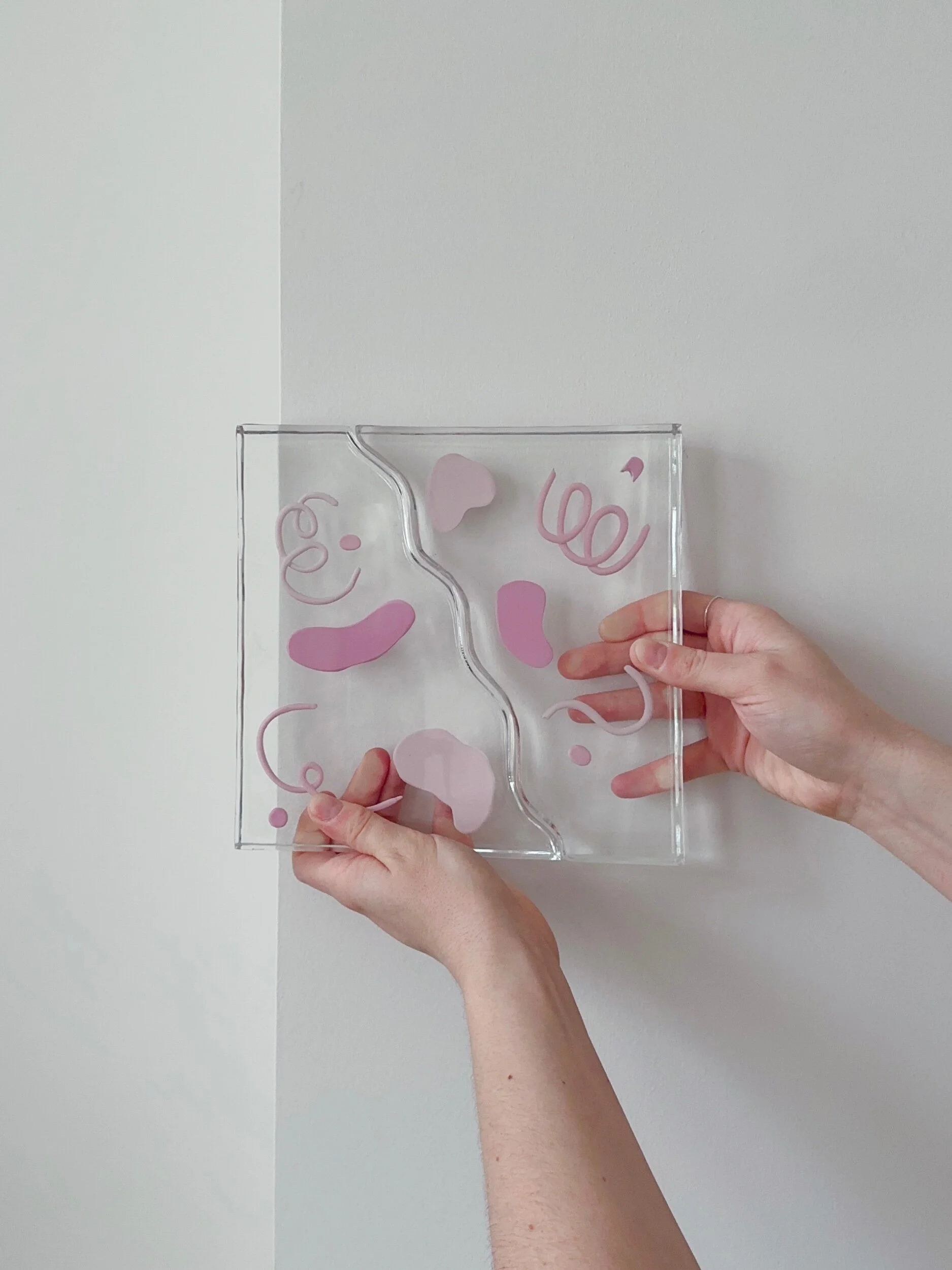 81577404-AEAB-4C61-BA8C-AE7E6D3B5E3E