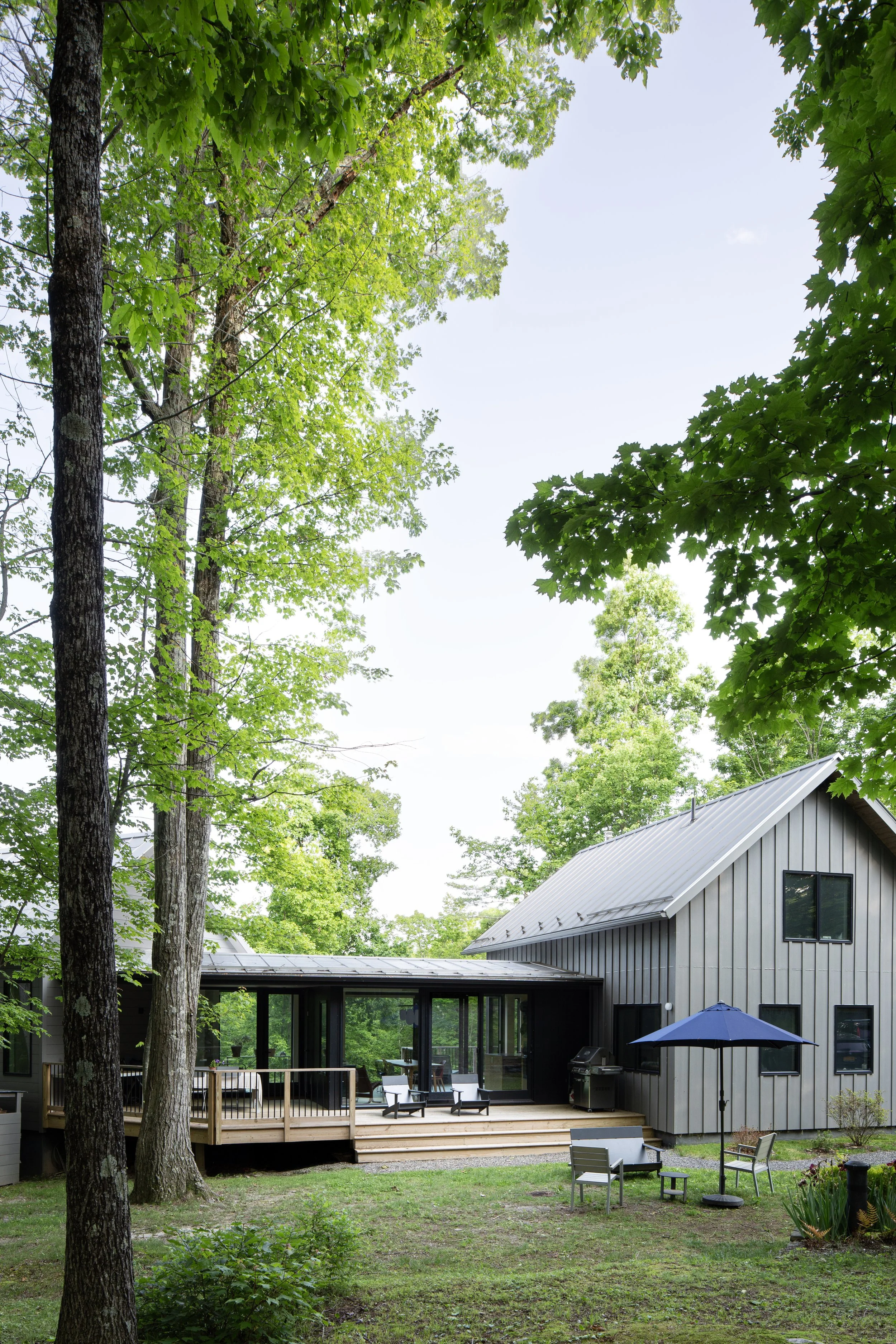 Blejer Architecture Esopus House - Hudson Valley Woods Modern Architecture 3.jpg