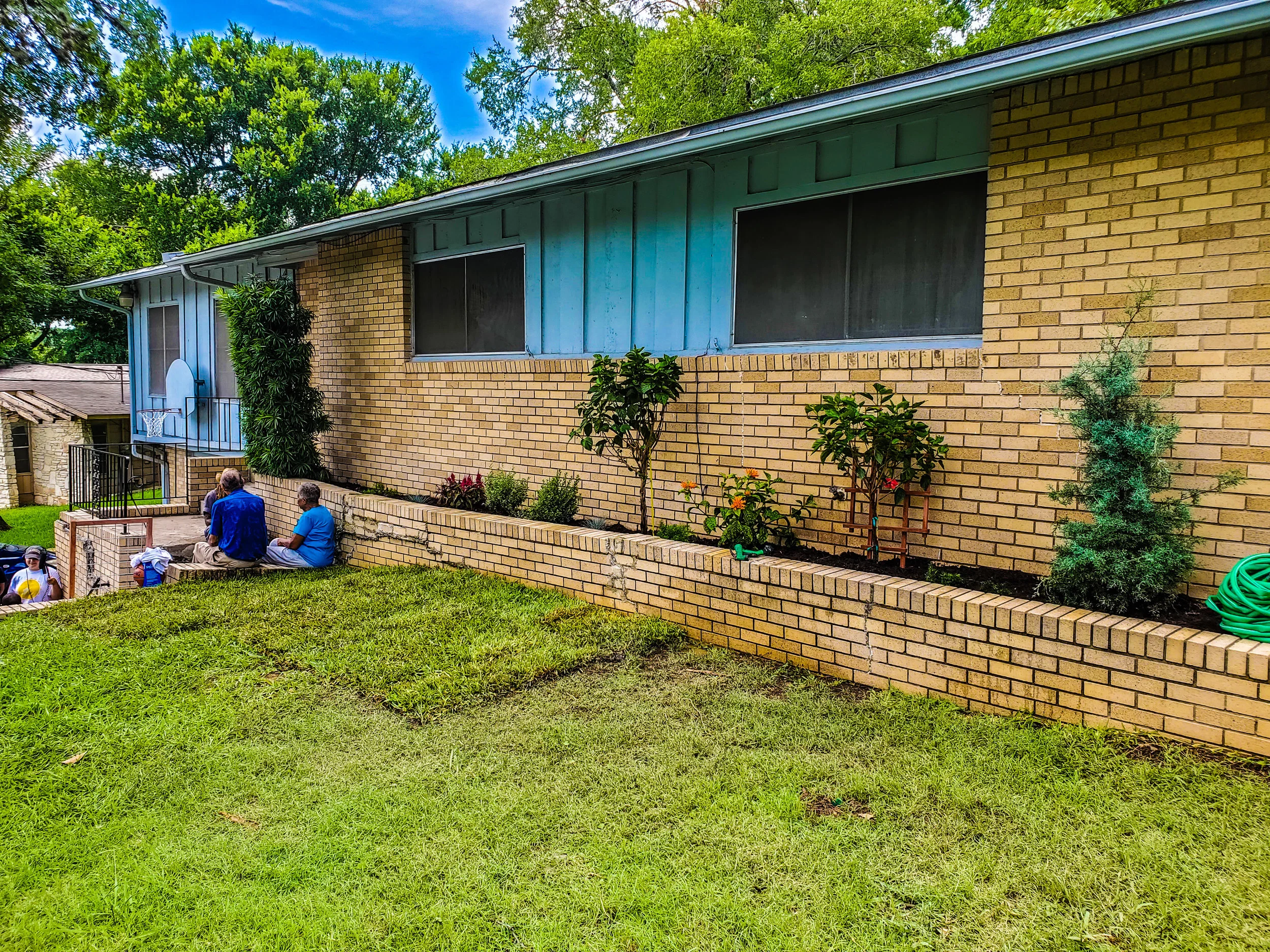 Beautiful home after curb appeal restoration.