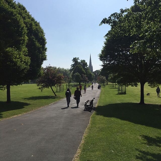 We can&rsquo;t wait to celebrate 130 years of Clissold Park this Sunday 🎉🌳 We will be there sharing info and updates about the new centre - do come and say hello! 
#clissoldpark #aparkforallseasons #community #stokenewington #stmaryscentren16