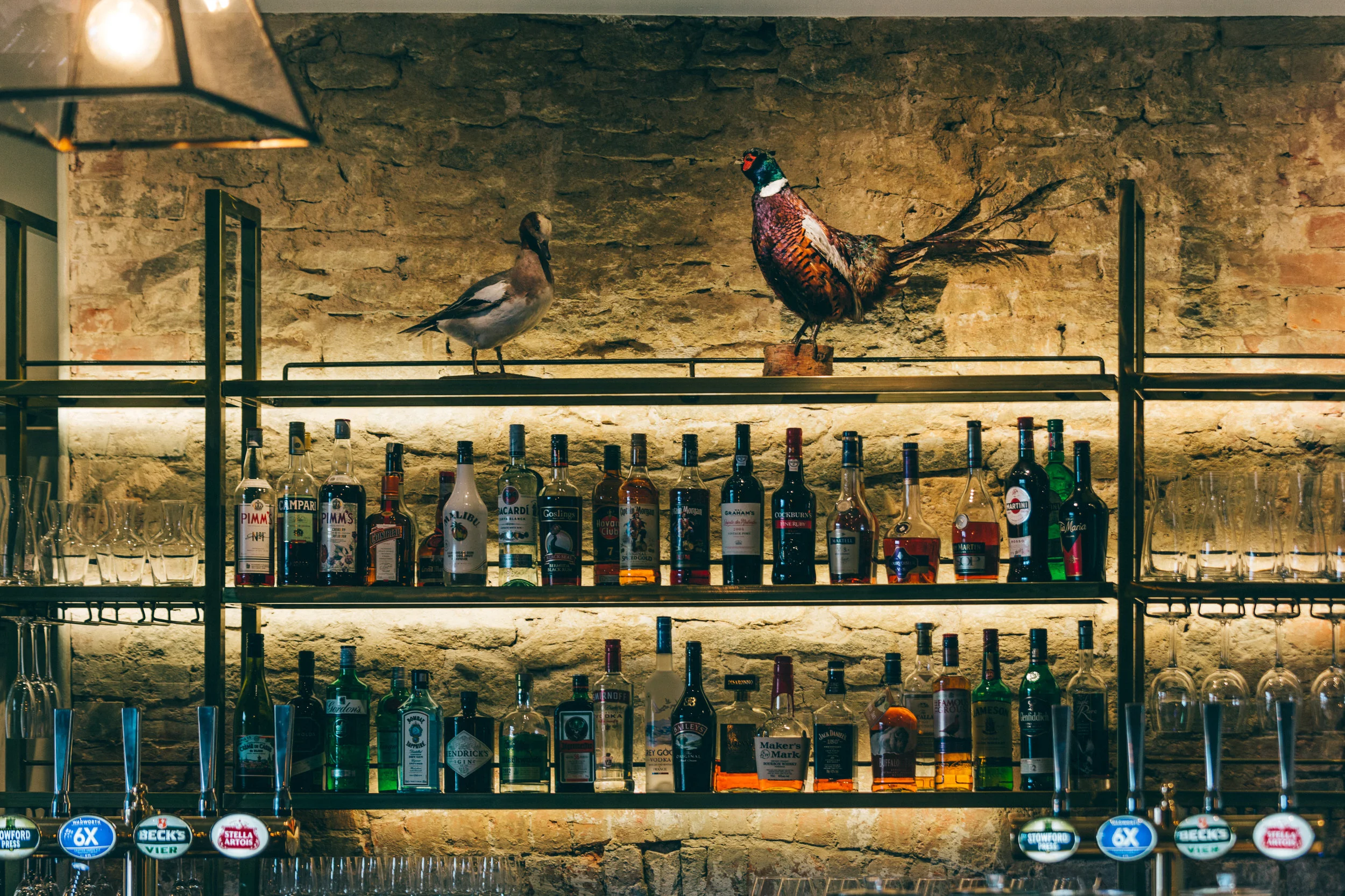 Stanton Manor-Bar3.jpg