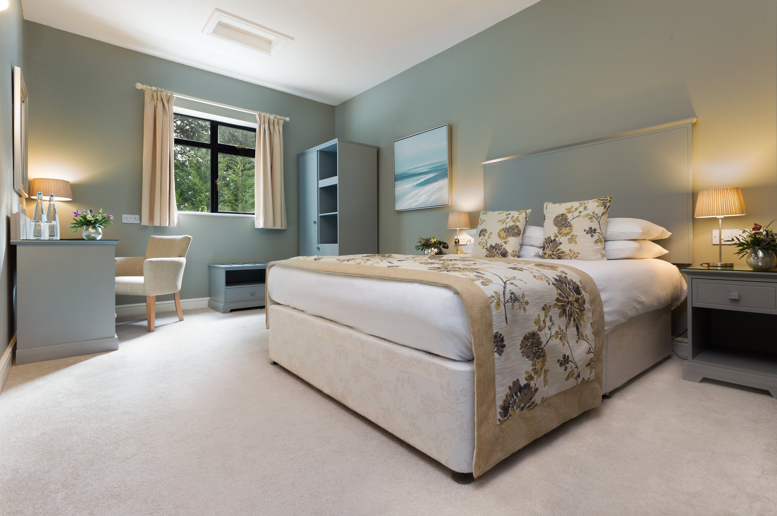 Stanton Manor-Room-16.jpg