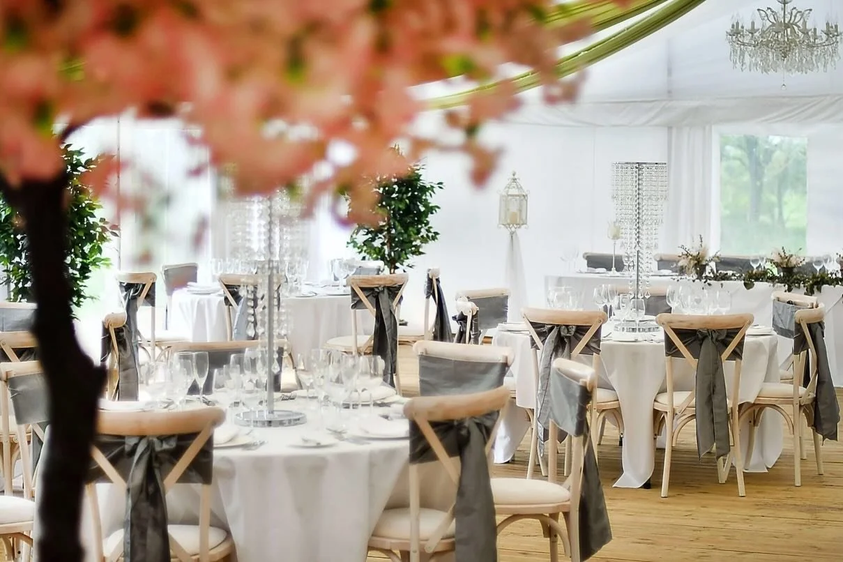 Your love story deserves a beautiful setting 🤍
 At Stanton Manor, we create weddings that feel truly you - from grand celebrations to intimate gatherings.

✨ Exclusive-use &amp; intimate weddings available 📩 Email elise@stantonmanor to book a priva