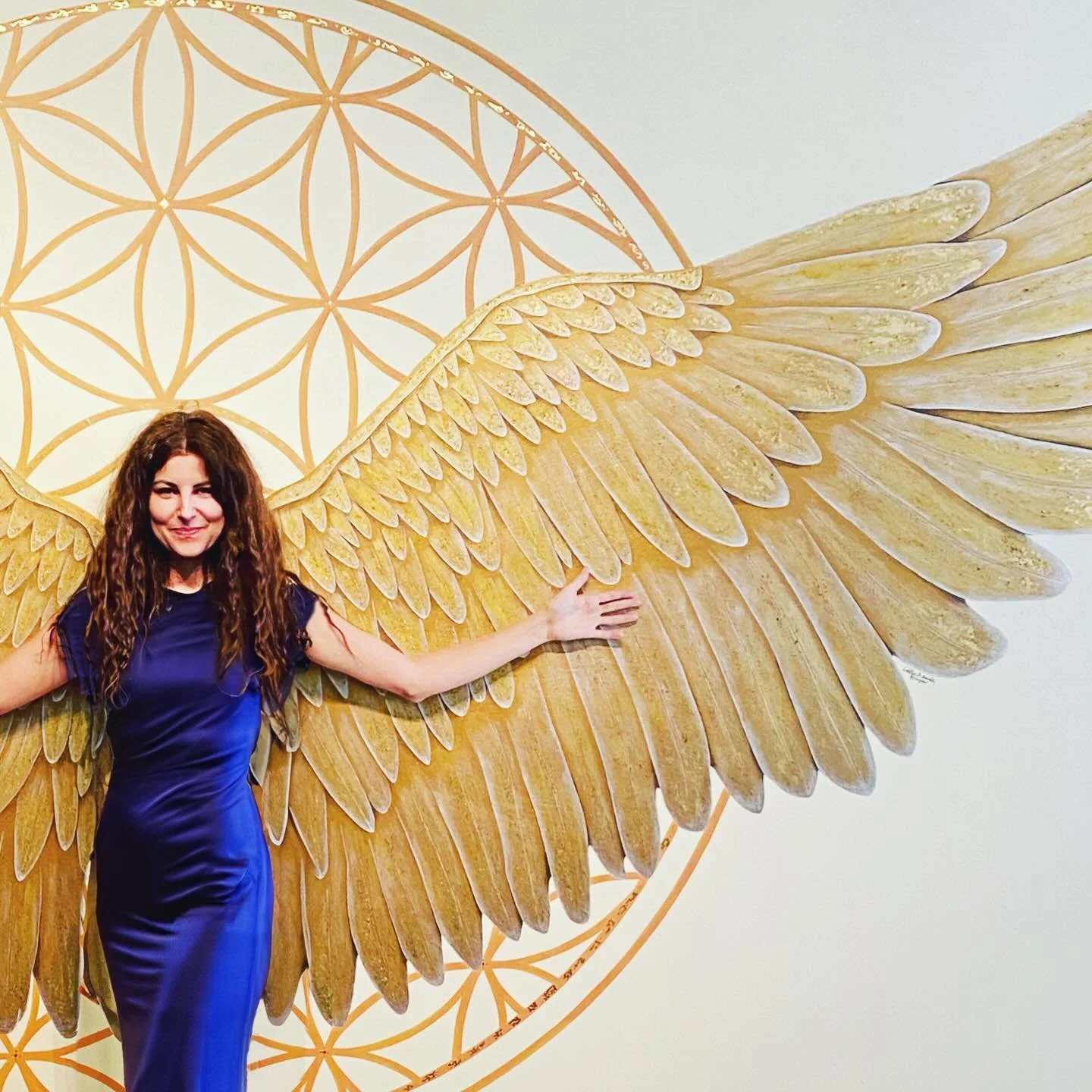 Fun fact - I dream that I fly almost every night. It feels like my natural state.
Daytime becomes a practice of remembering my wings.