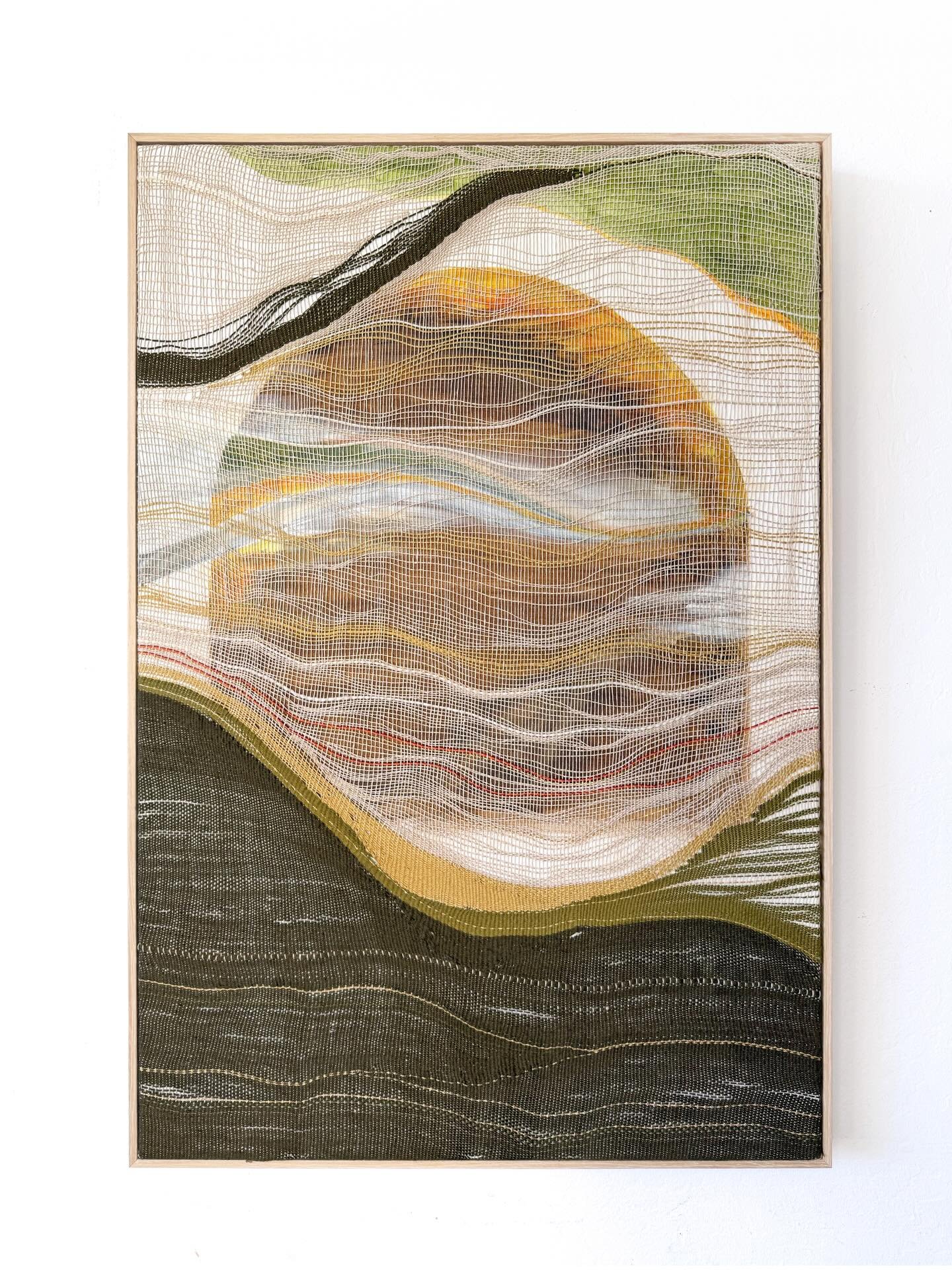 New work - &lsquo;Emerging I&rsquo; 
Handwoven over painted canvas in the Californian muted earth tones of the lands I live on. Just as the trees rise through seasons of change with renewed energy, so are we always rising 🙌
