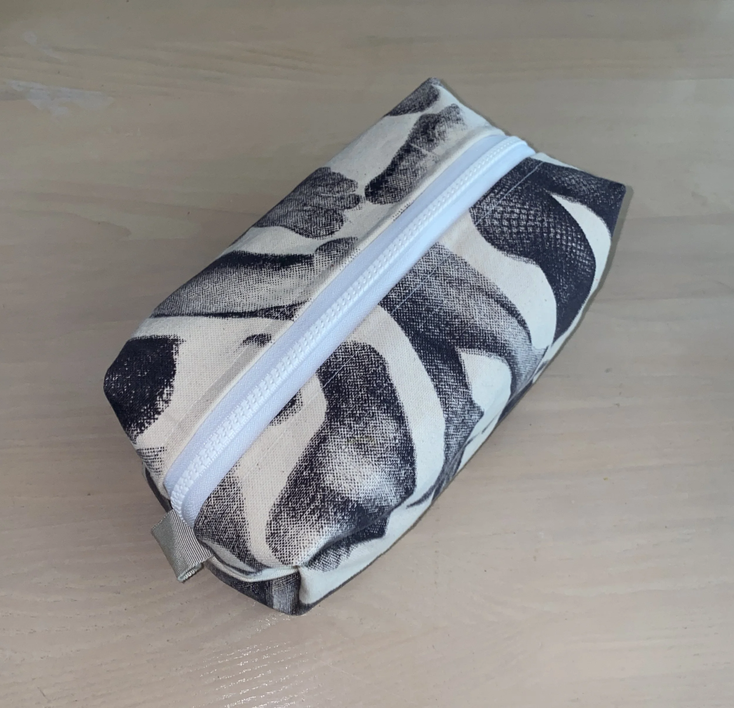 foot box pouch