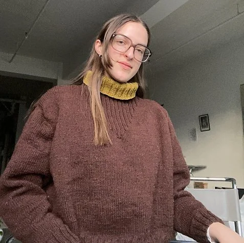 KNIT SWEATER FUNNEL.jpg