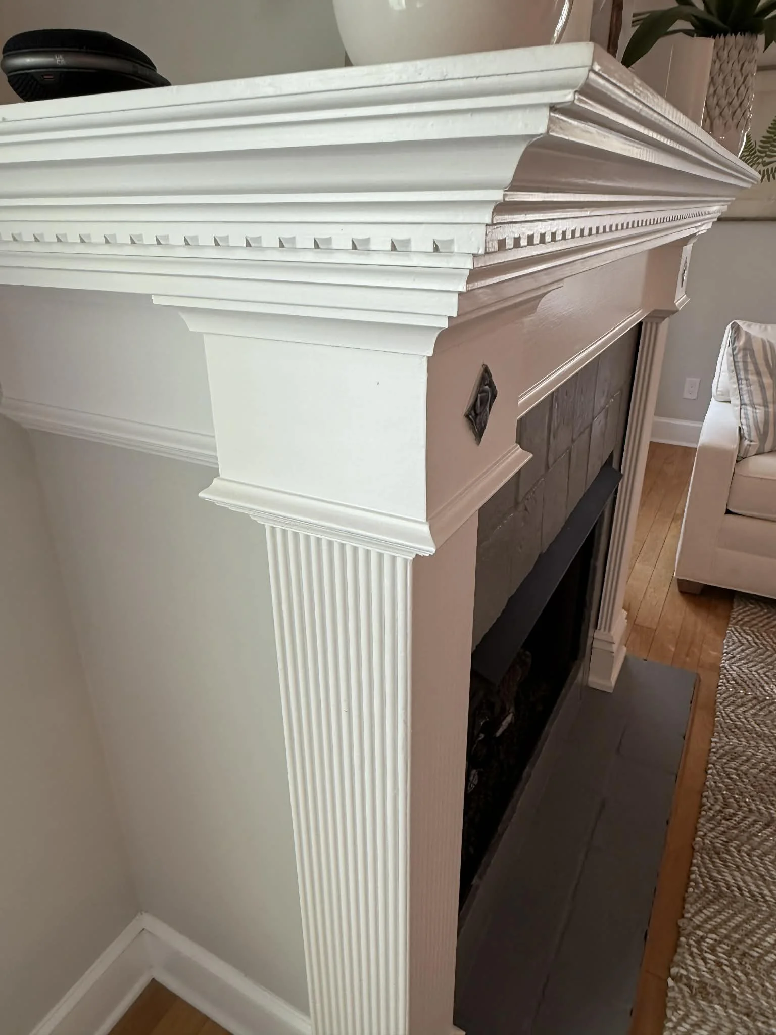 fireplac molding.jpg