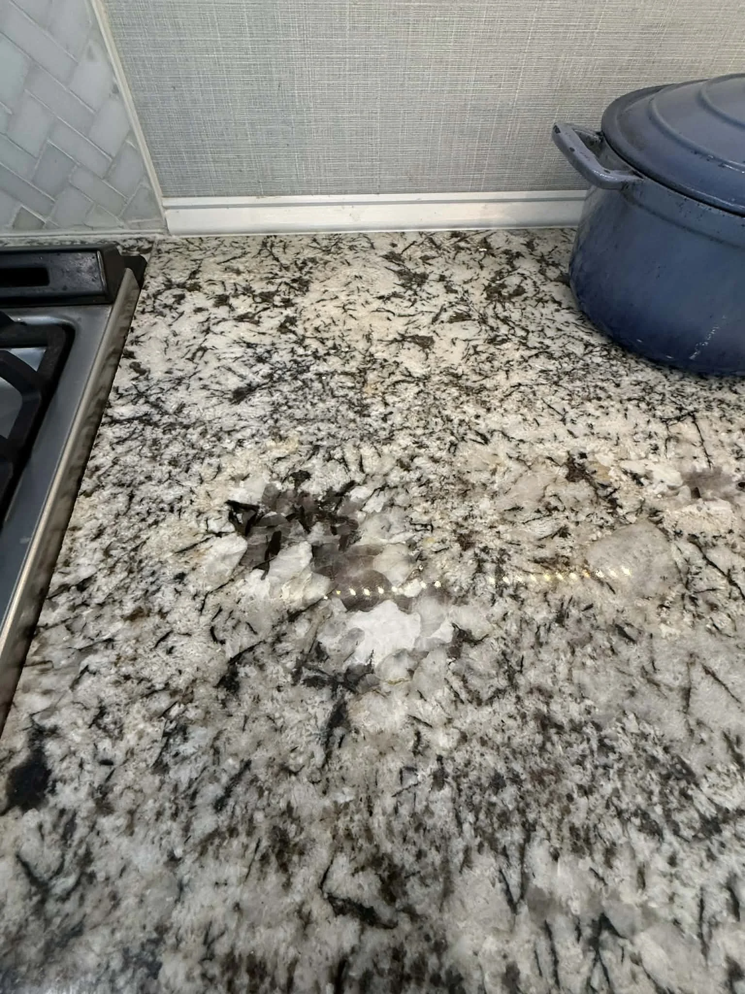 kitchen granite.jpg