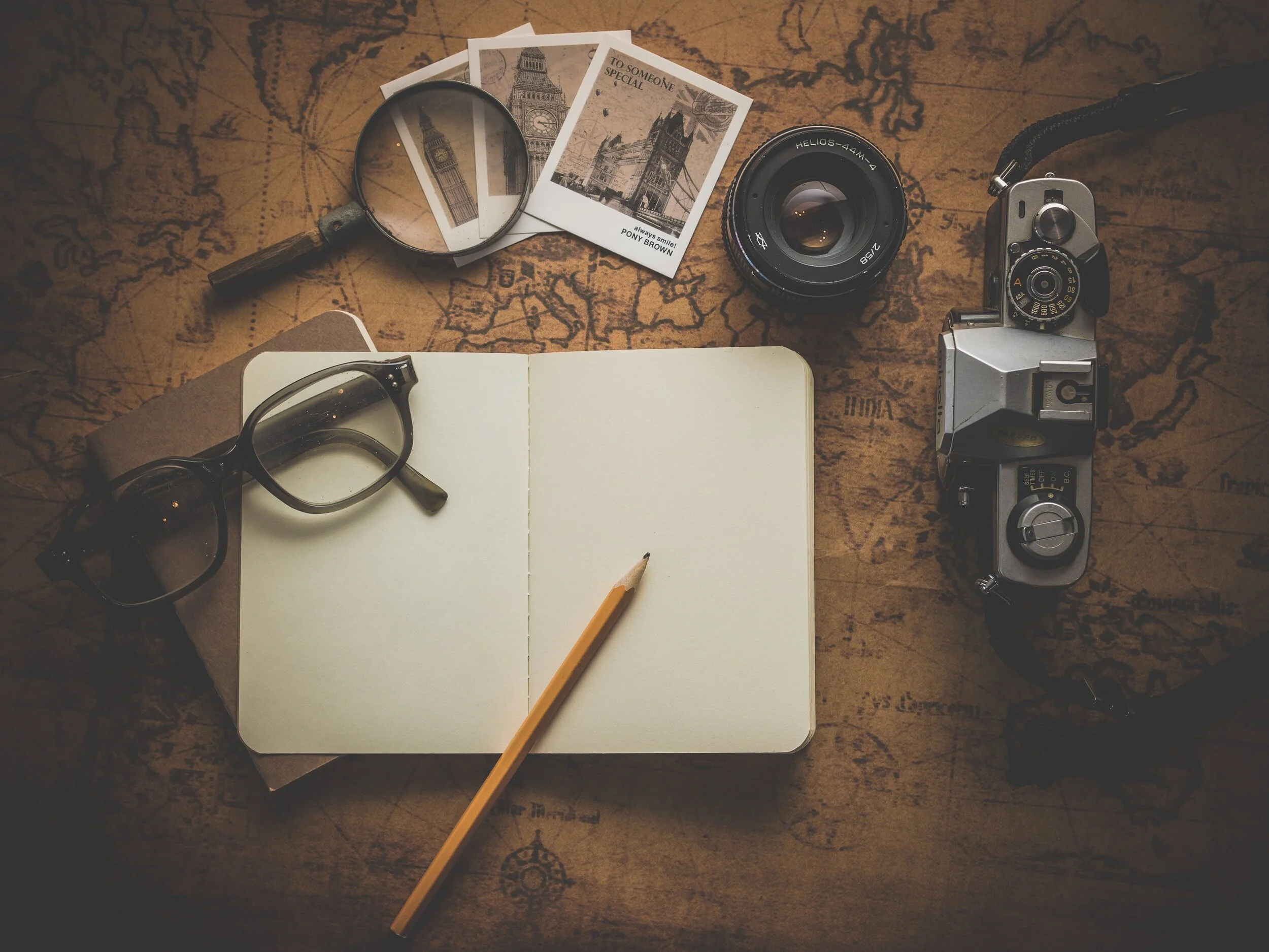 antique-blank-camera-269923.jpg