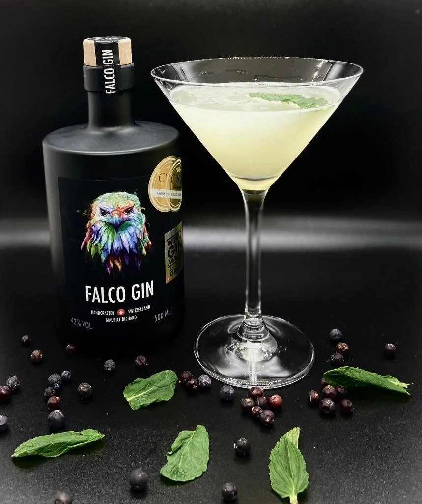 Gin Tonic - feine Gewürze anstelle von Pfeffer, Zitrone etc.