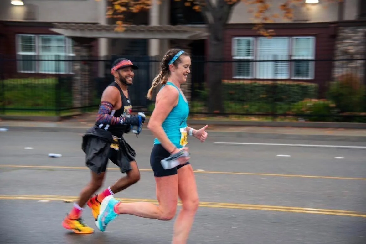 Had a blast cruising through the first 9 miles with @tamaratorlakson. Those rolling hills eventually caught up to me at around the 30K mark. I smiling the whole way through. I haven&rsquo;t written in a long time, so i&rsquo;m definitely want to talk