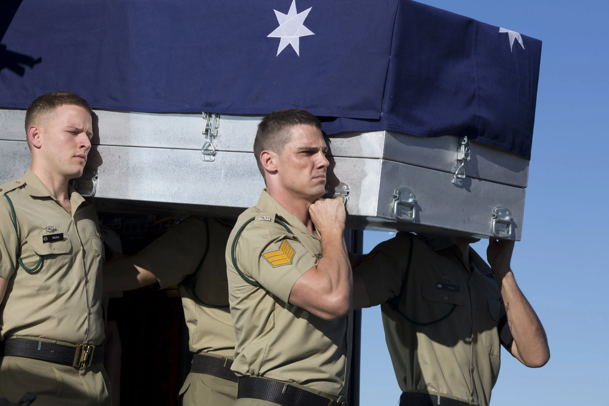 005Fighting Season_L.T_17-5-29 copy (1).JPG