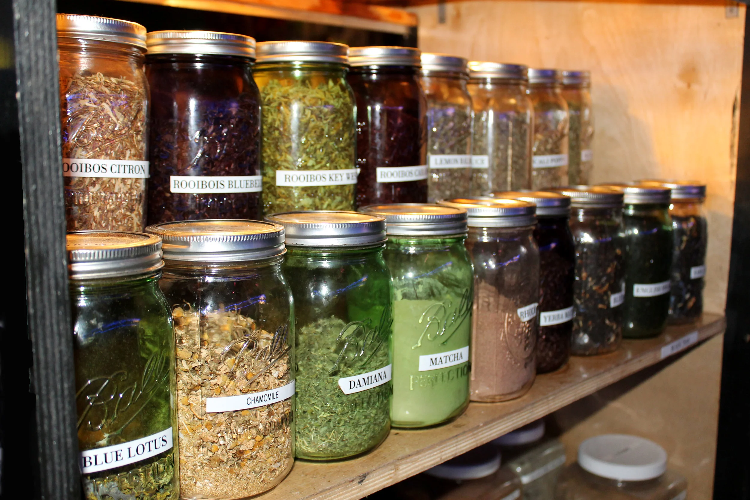 looseleaf tea.jpg