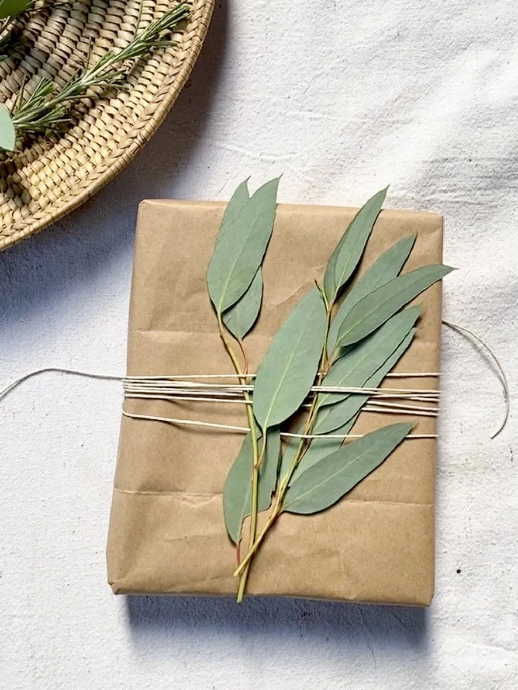 Upcycled Gift Wrapping with Natural Materials