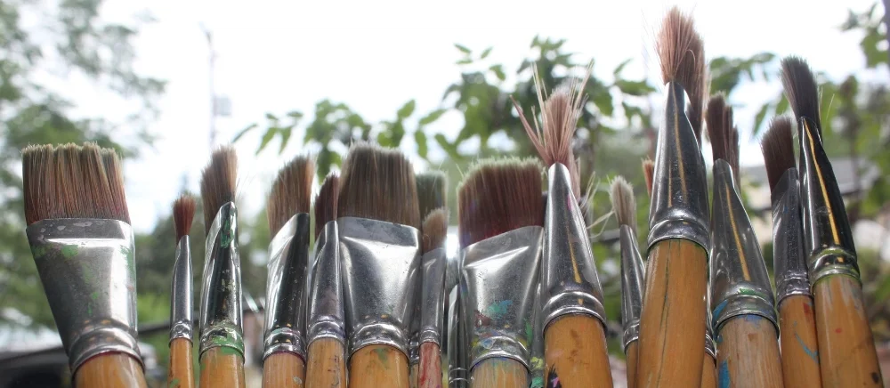 brushes-1601497_1920.jpg