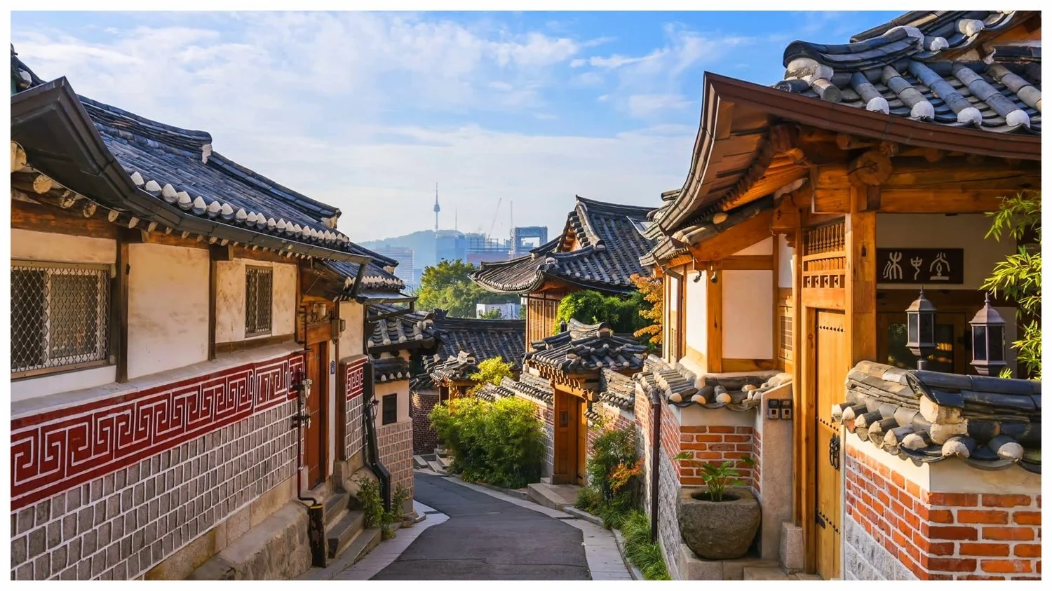 bukchon hanok village.jpg