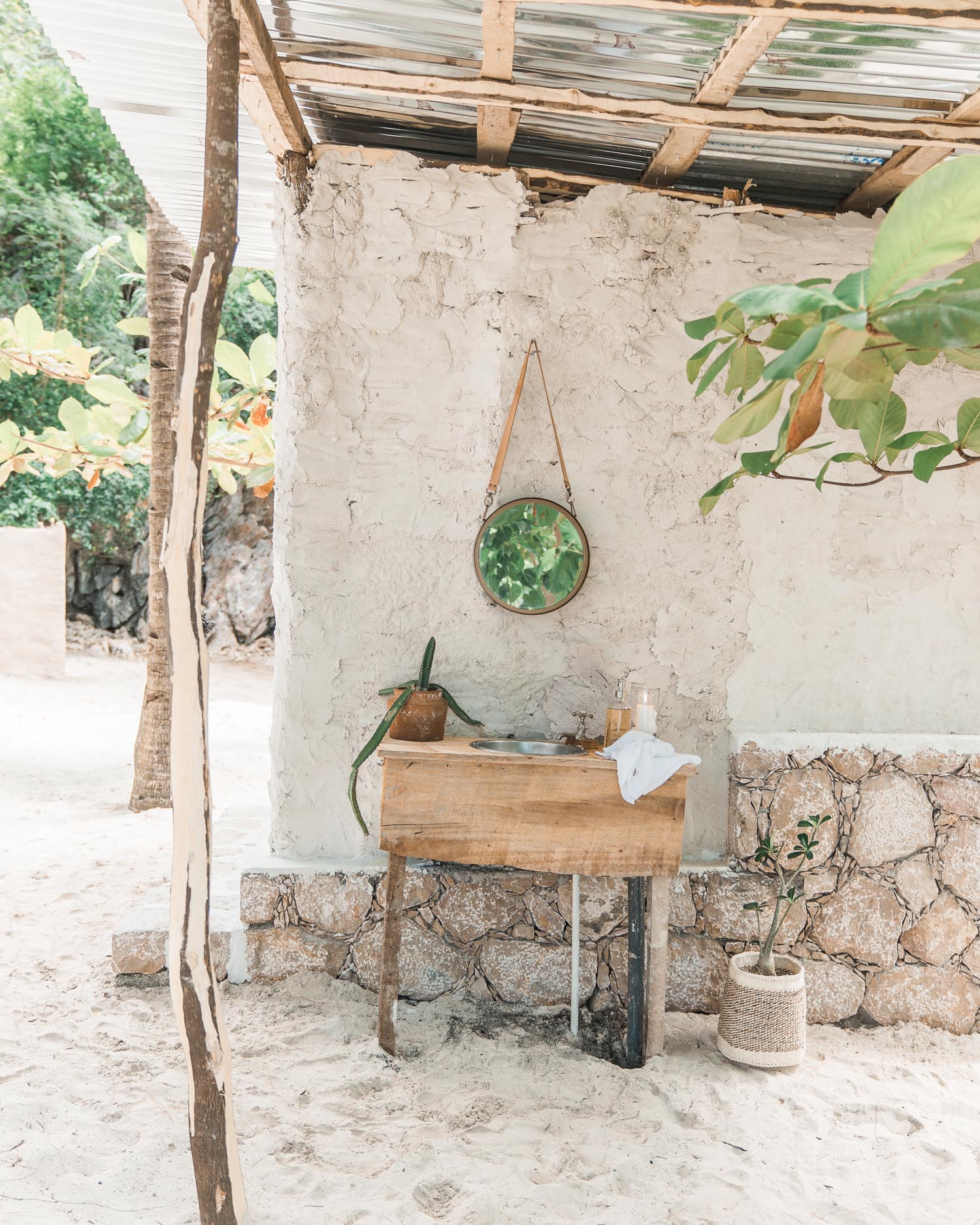 Kin Travel Haiti Glamping Washroom