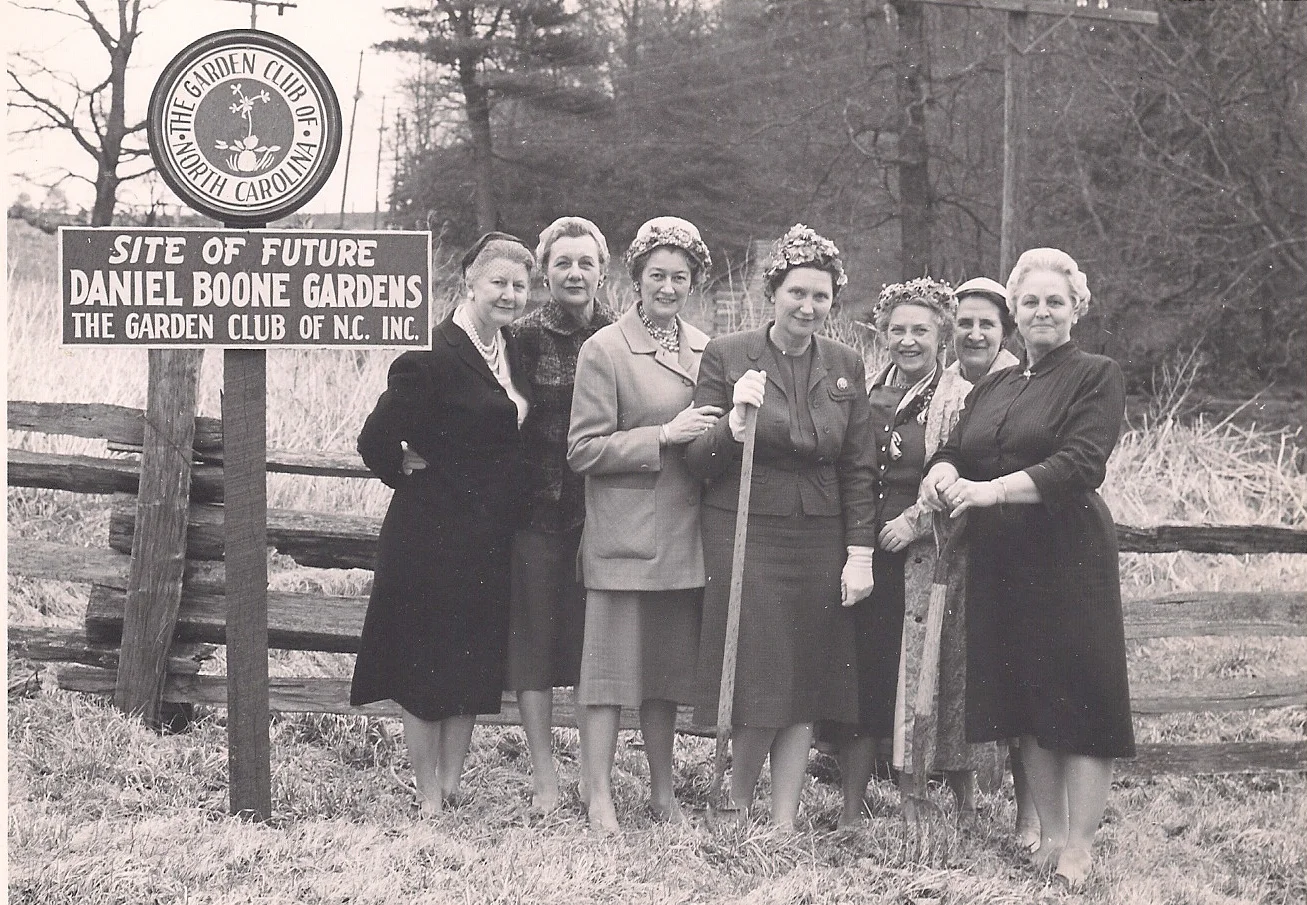 GARDEN GARDEN CLUB LADIES BREAK GROUND IN 1961