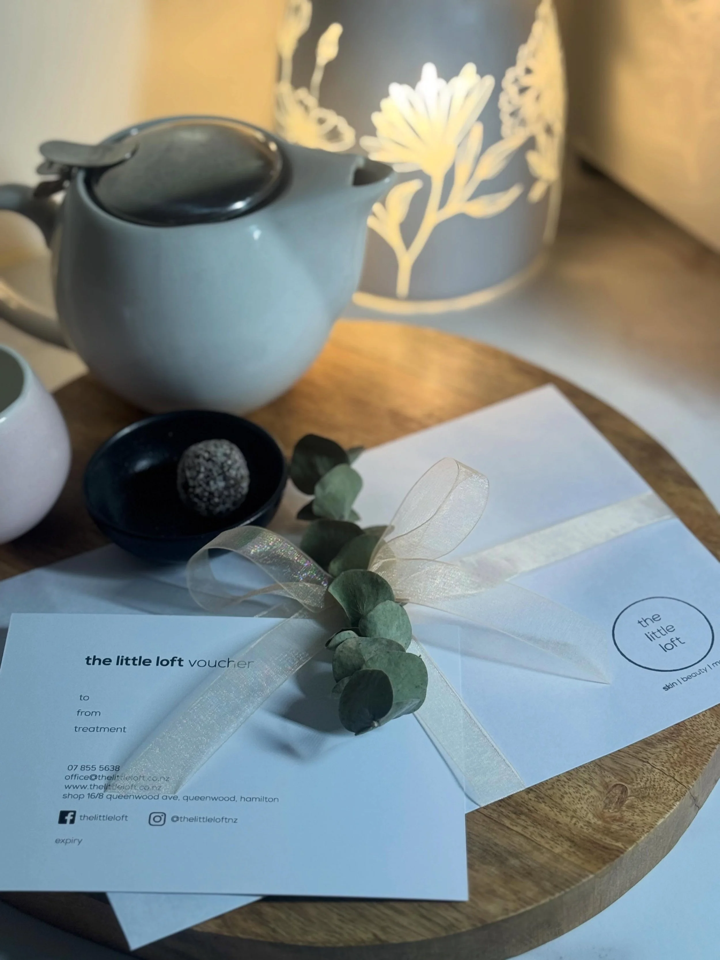 Pop into the salon this Saturday to get your Mother&rsquo;s Day Voucher! We&rsquo;re open from 9am-4pm🌸🤍

Mothers Day Specials💐🥰

These deals must be brought in-store! 
💛Buy a 1hr massage voucher and get a free 30min back scrub and massage for y