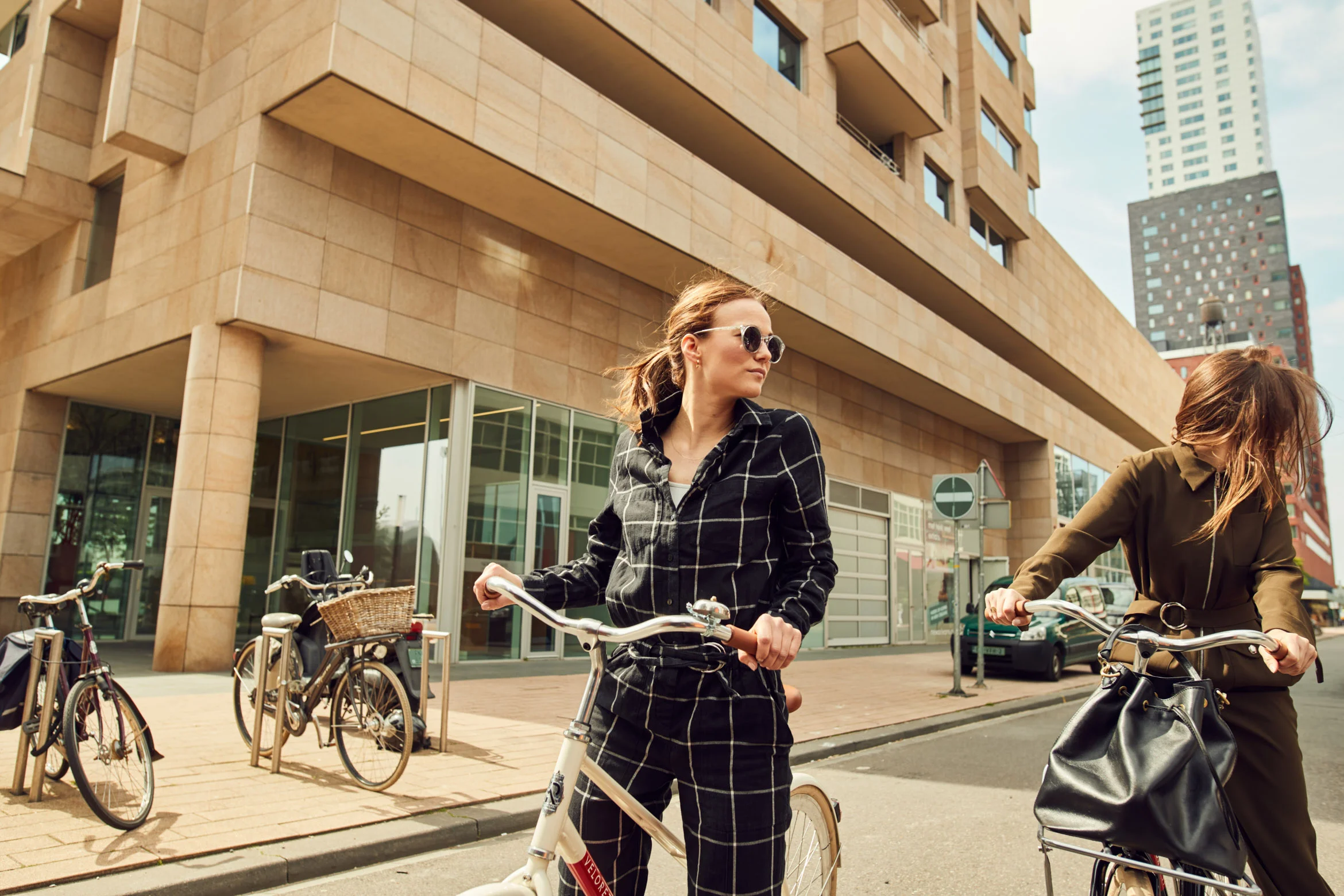 Veloretti_bicycles_Rotterdam_campaign_2017_PimHendriksen-1-1.jpg