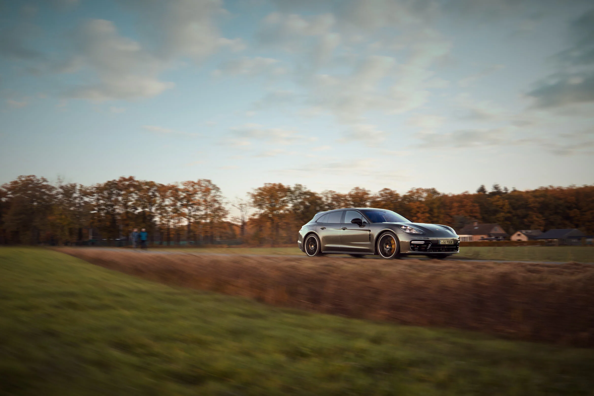 porschepanamera_sportturismo_turbo_5.jpg