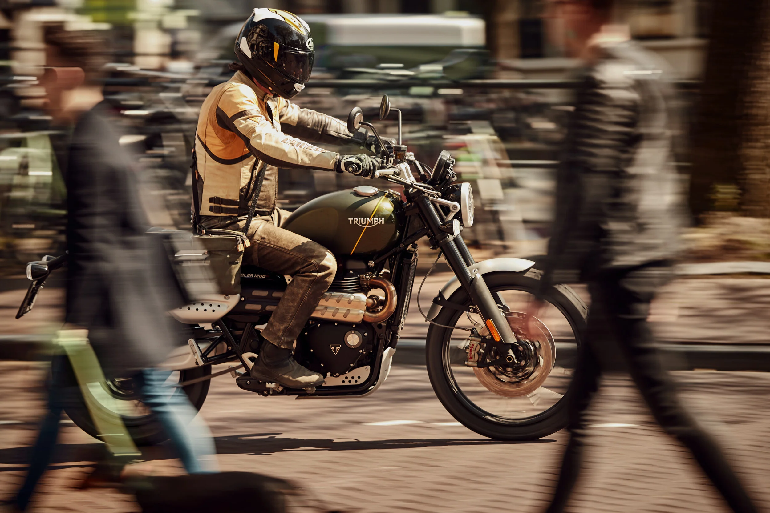 Triumph_Scrambler_PimHendriksen_8.jpg