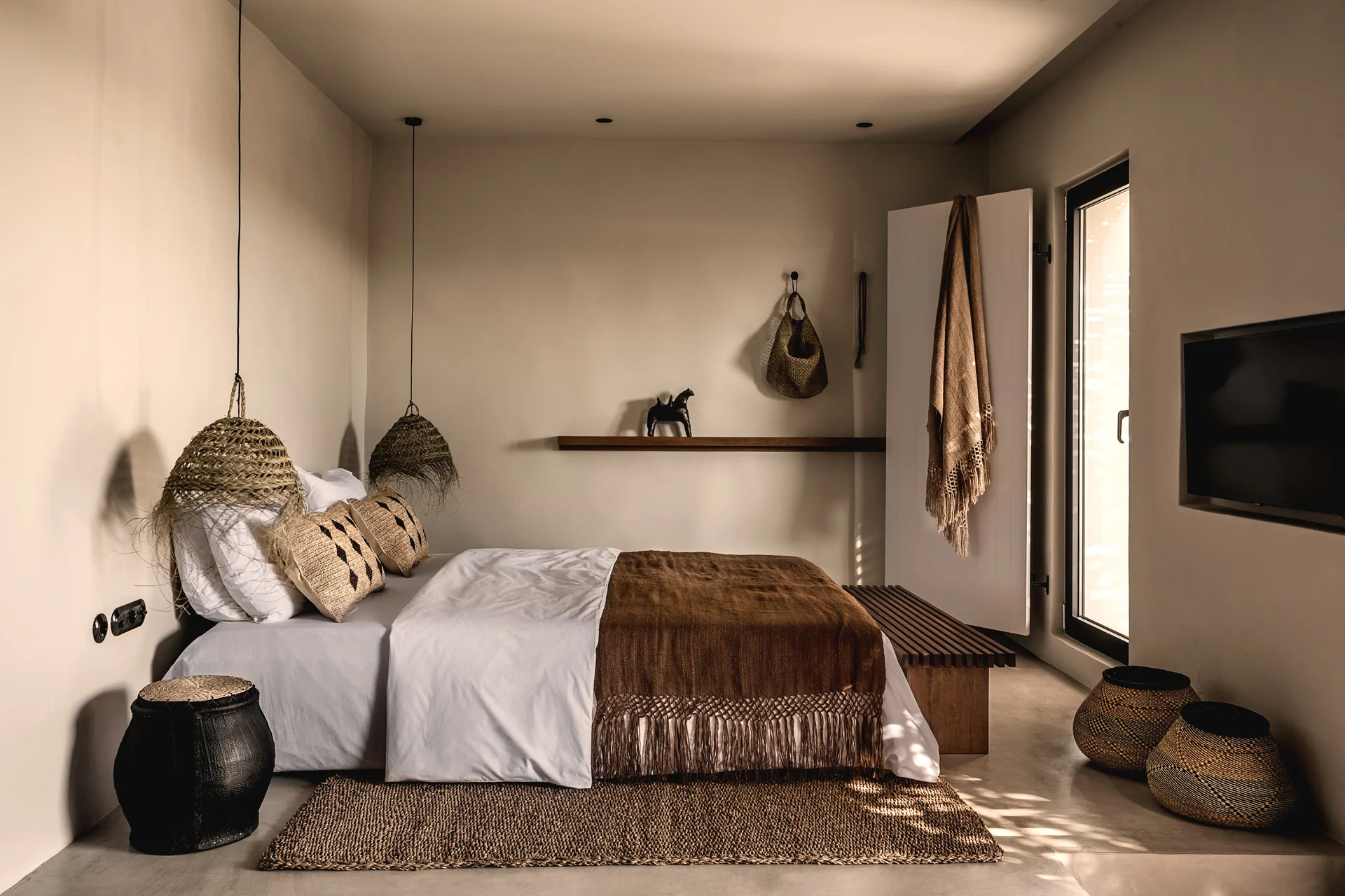 Casa-Cook_Kos_Mock-Up_by_Georg-Roske_GR__4816_LowRes.jpg