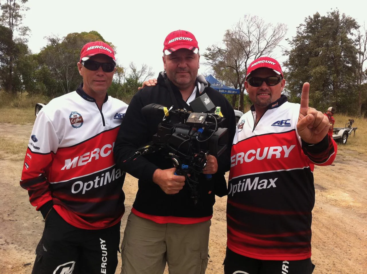EX1_FishingShow.jpg