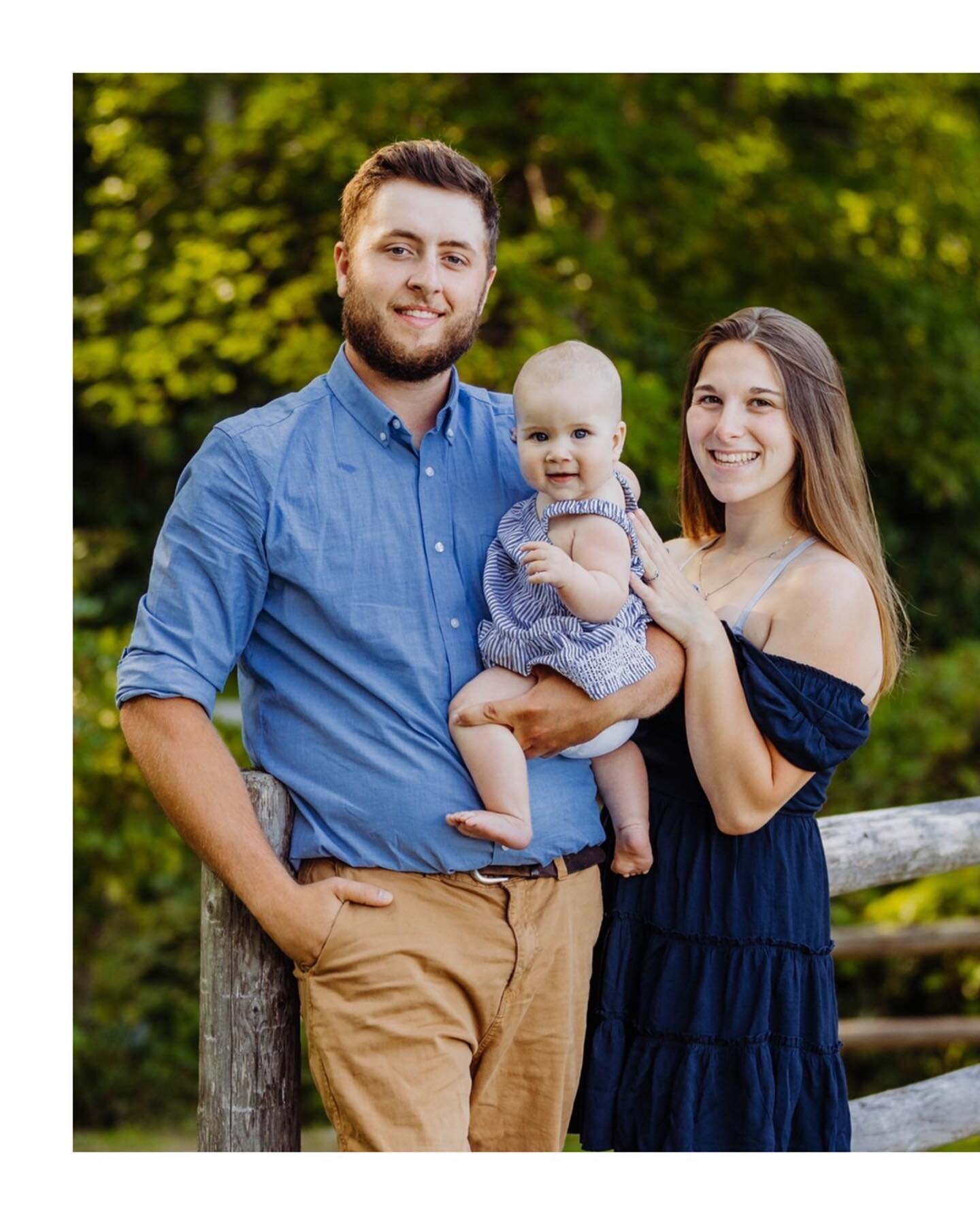 sweet sweet summertime 🤍 family photos are important at all ages! feel free to reach out with any questions. 
&bull;
&bull;
&bull;
@jasonmadden17 what a beautiful you guys have!