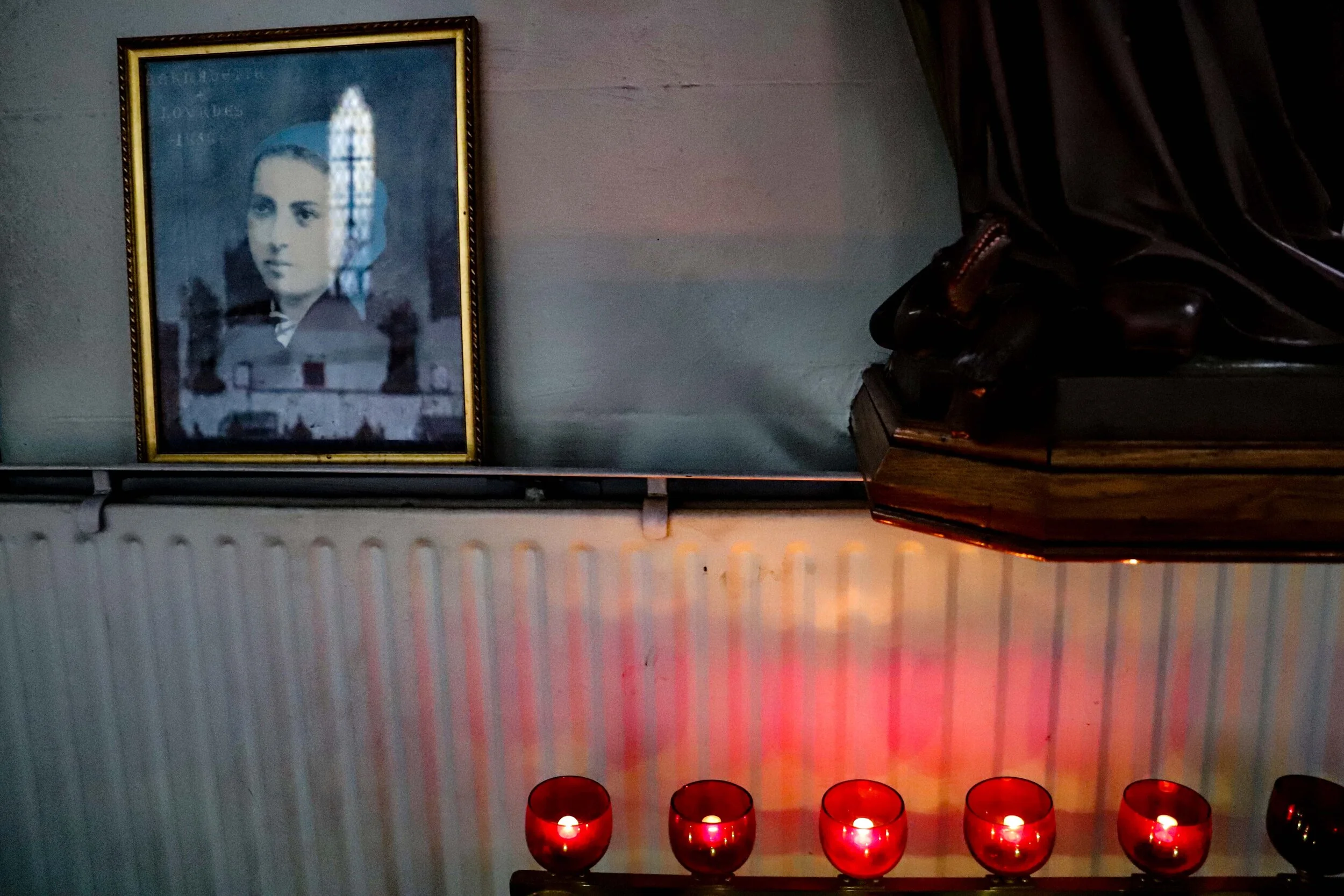 ChurchCandles.jpg
